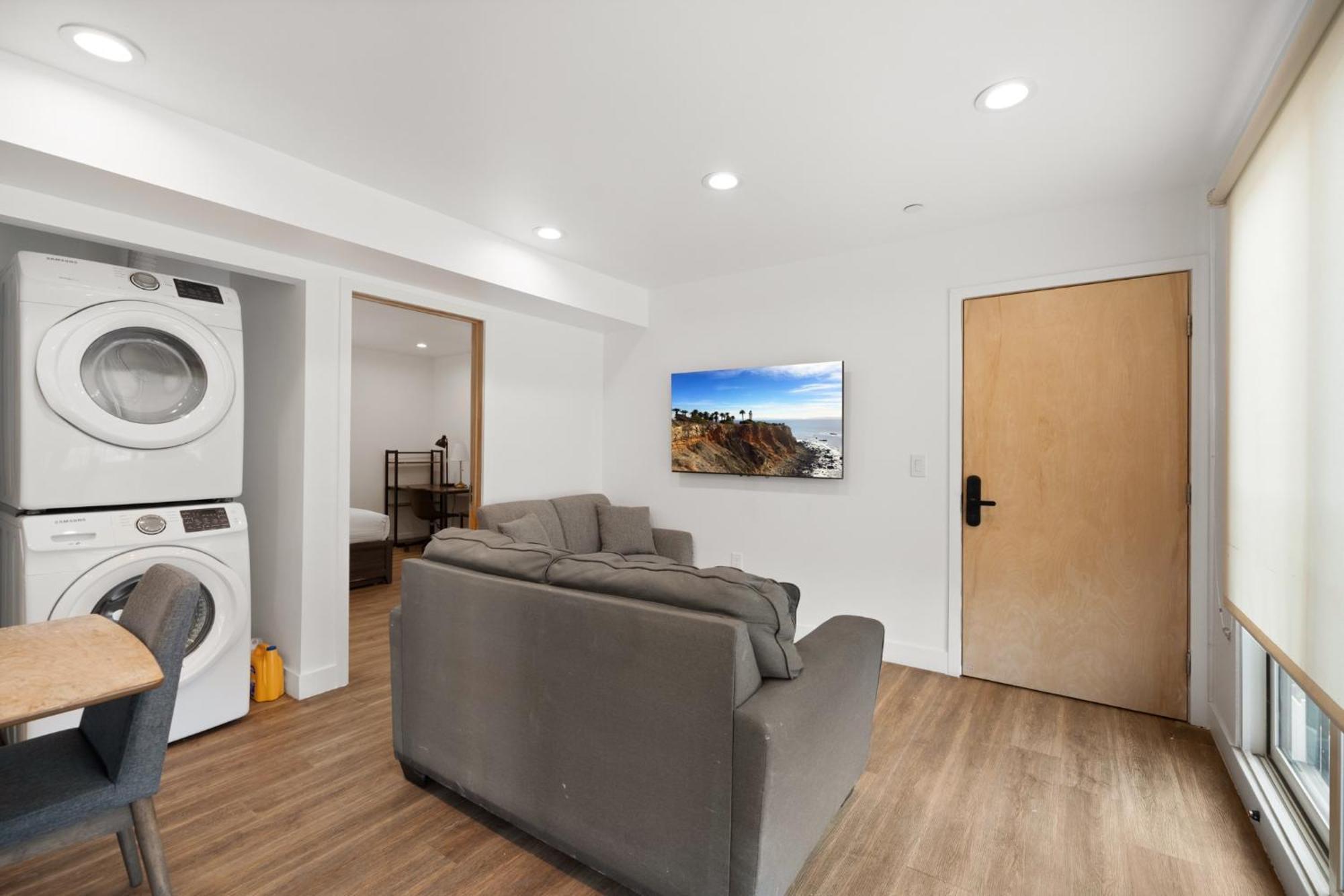 Hotel Charming Urban Retreat Near Usc In La- Private With Share Living With Kitchen Los Ángeles