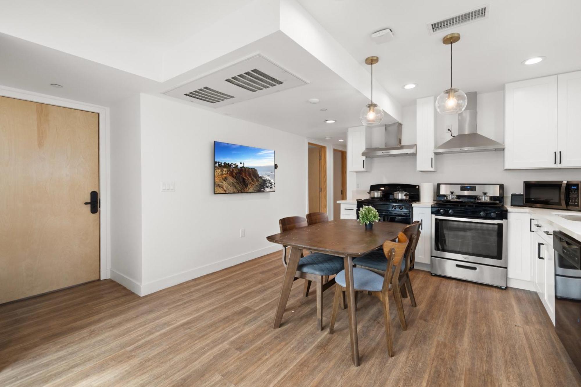 Charming Urban Retreat Near Usc In La- Private With Share Living With Kitchen Los Ángeles